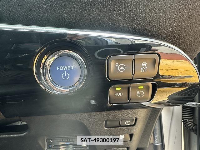 Toyota PRIUS PHV 2017-03 7815661-2