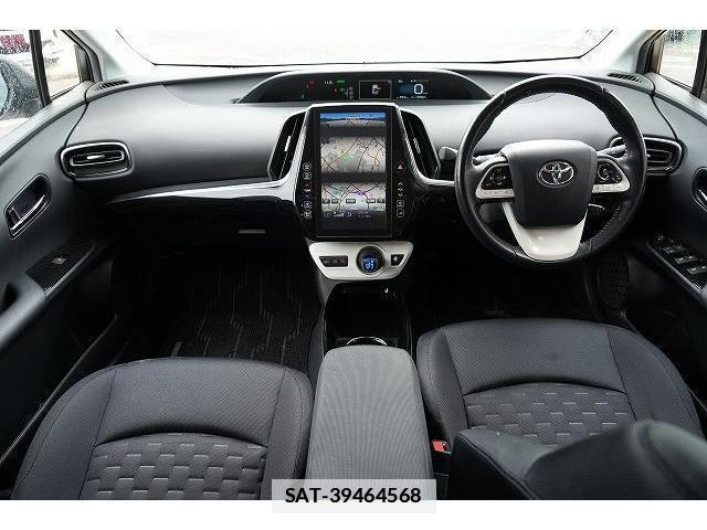Toyota PRIUS PHV 2017-06 7815762-1