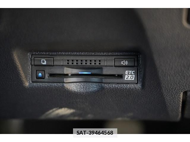 Toyota PRIUS PHV 2017-06 7815762-8