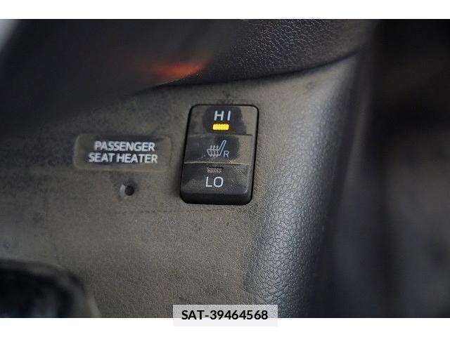 Toyota PRIUS PHV 2017-06 7815762-9
