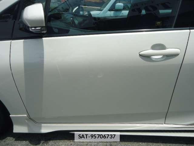 Toyota PRIUS PHV 2017-02 7820010-13