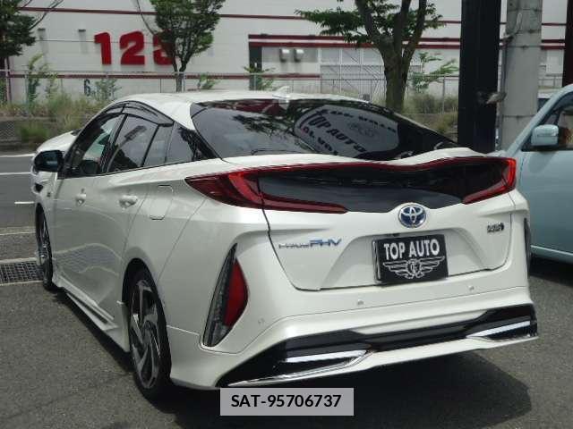 Toyota PRIUS PHV 2017-02 7820010-16