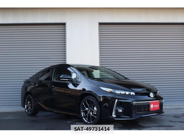 Toyota PRIUS PHV 2018-02 7822882-1