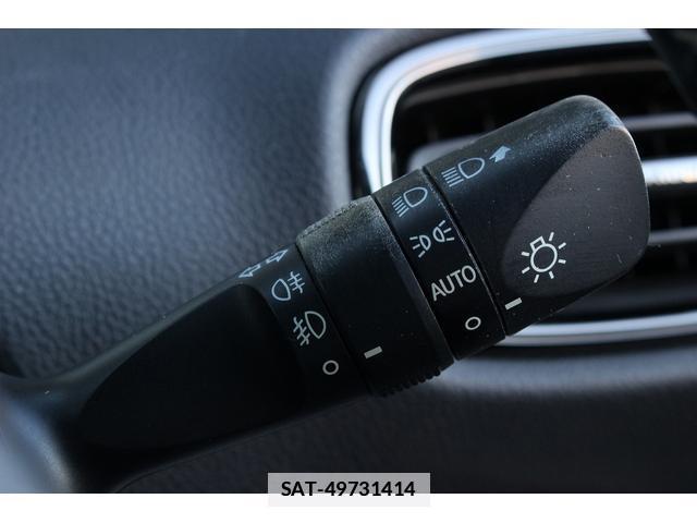 Toyota PRIUS PHV 2018-02 7822882-18