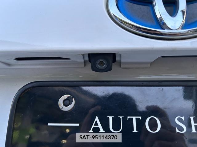 Toyota PRIUS 2016-08 7811845-12