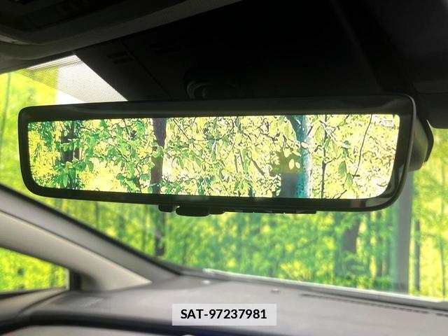 Toyota PRIUS 2023-07 7813318-6