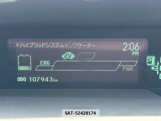 Toyota PRIUS 2012-09 7813368-11