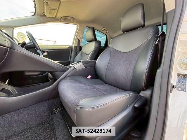 Toyota PRIUS 2012-09 7813368-6