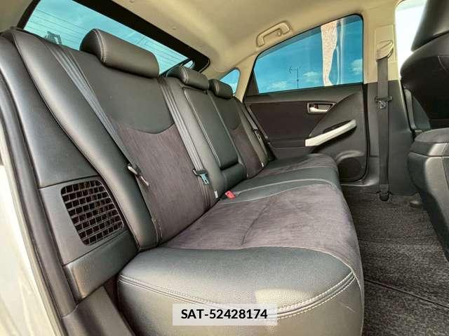 Toyota PRIUS 2012-09 7813368-8