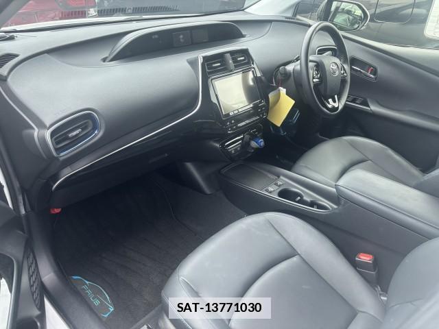 Toyota PRIUS 2020-08 7813435-3