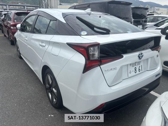 Toyota PRIUS 2020-08 7813435-4
