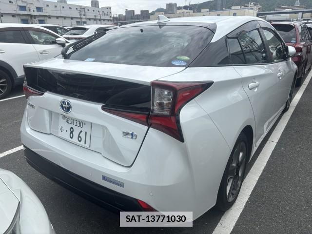 Toyota PRIUS 2020-08 7813435-5
