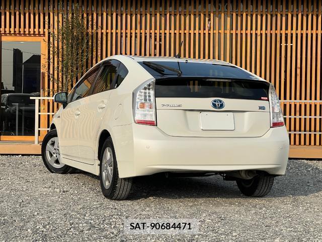 Toyota PRIUS 2010-05 7813794-1