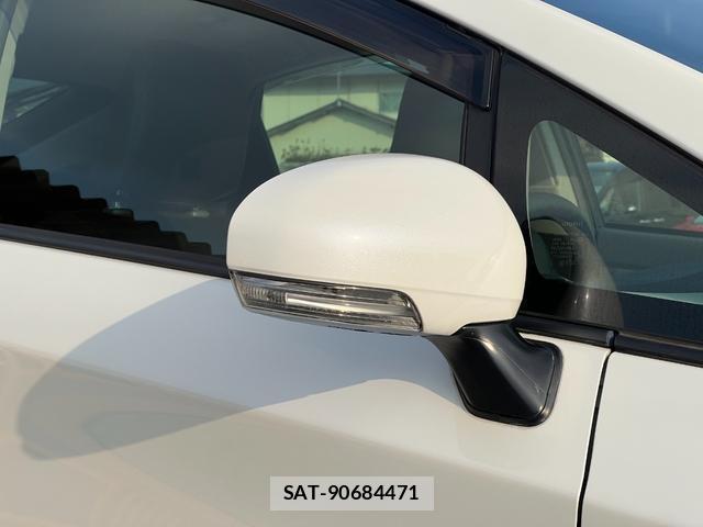 Toyota PRIUS 2010-05 7813794-11