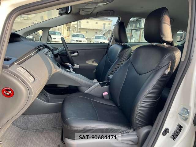 Toyota PRIUS 2010-05 7813794-16