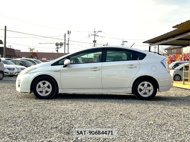 Toyota PRIUS 2010-05 7813794-3