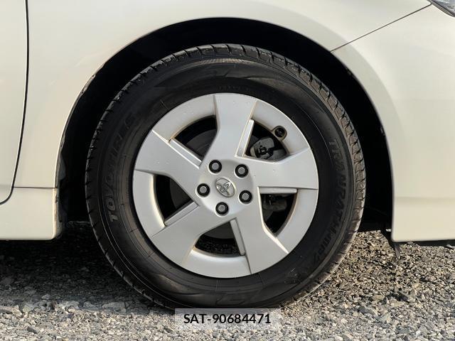 Toyota PRIUS 2010-05 7813794-5