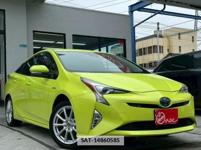 Toyota PRIUS 2016-05 7813884-1