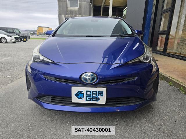 Toyota PRIUS 2016-03 7813945-17