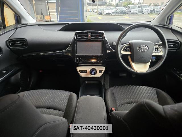 Toyota PRIUS 2016-03 7813945-2