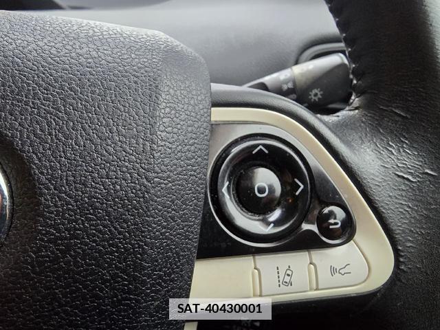 Toyota PRIUS 2016-03 7813945-5