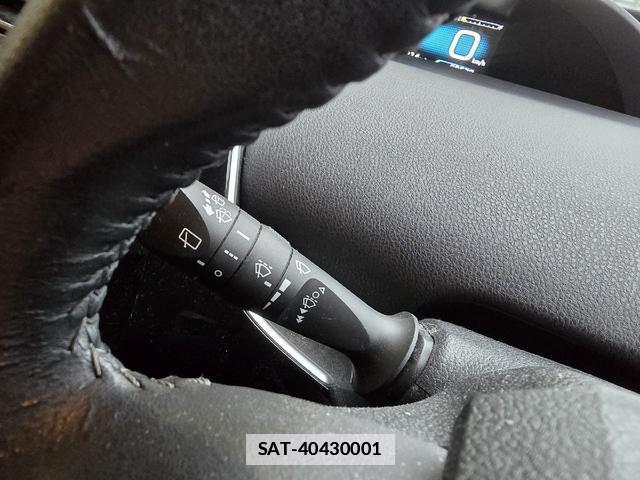 Toyota PRIUS 2016-03 7813945-7