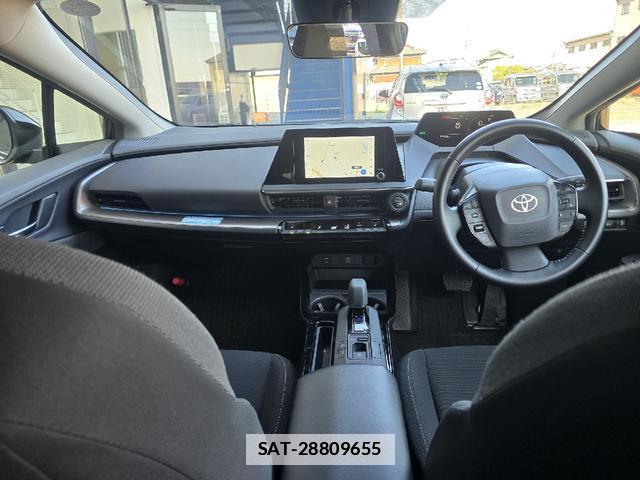 Toyota PRIUS 2023-03 7813950-2