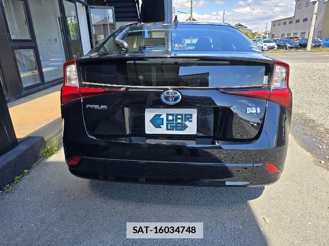 Toyota PRIUS 2020-06 7813957-14