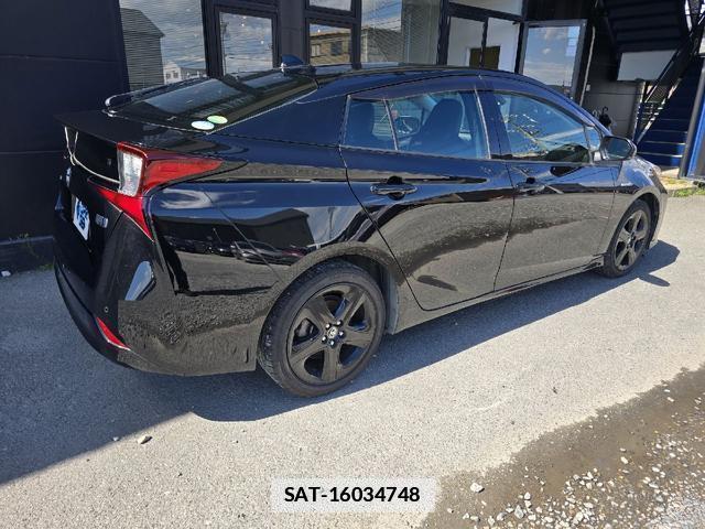 Toyota PRIUS 2020-06 7813957-15