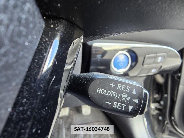 Toyota PRIUS 2020-06 7813957-9