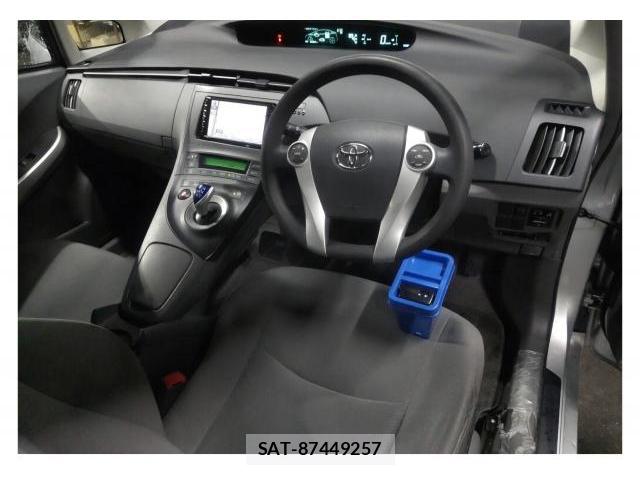 Toyota PRIUS 2010-03 7814176-2