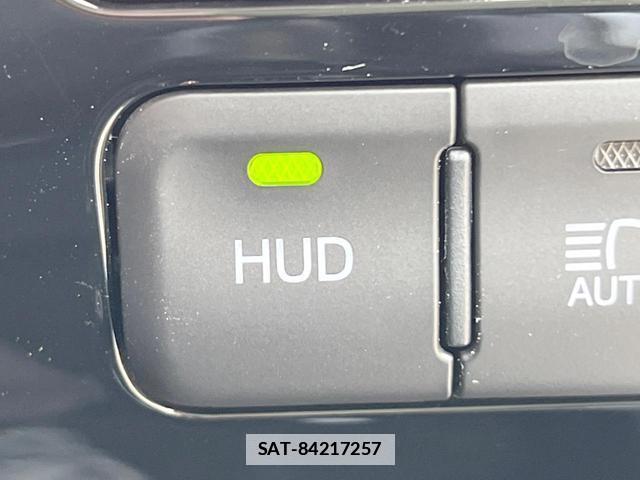 Toyota PRIUS 2017-06 7814337-6