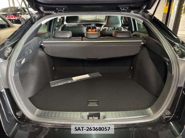 Toyota PRIUS 2022-01 7815022-7