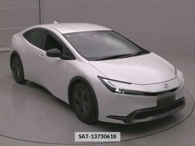 Toyota PRIUS 2024-02 7815243-12