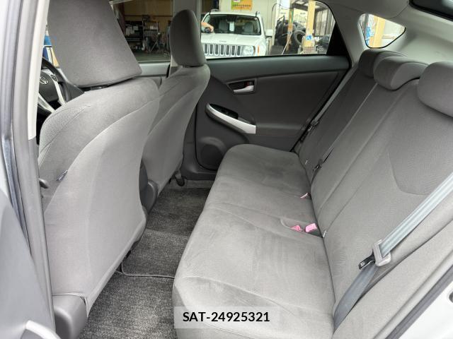 Toyota PRIUS 2010-06 7815284-3