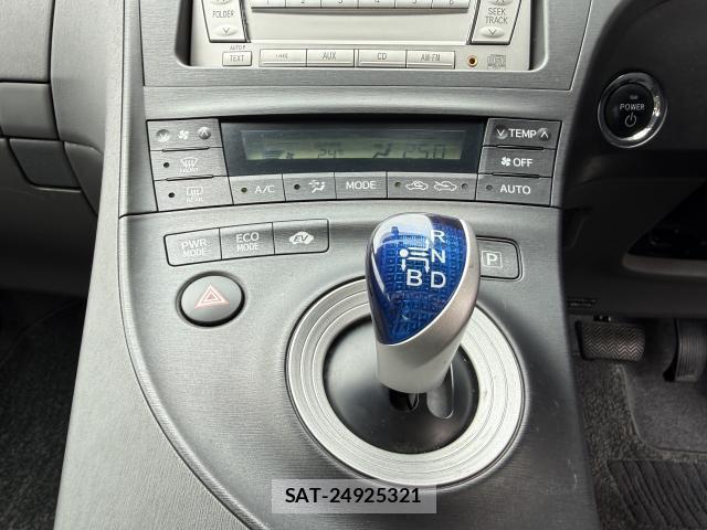 Toyota PRIUS 2010-06 7815284-8