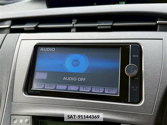 Toyota PRIUS 2012-07 7815421-4