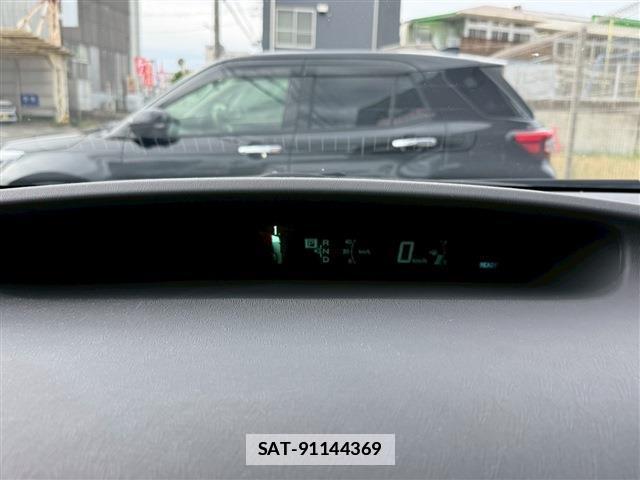 Toyota PRIUS 2012-07 7815421-6