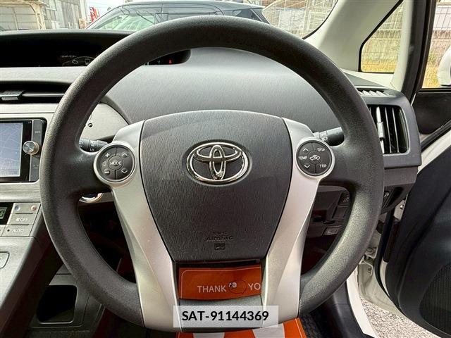 Toyota PRIUS 2012-07 7815421-7