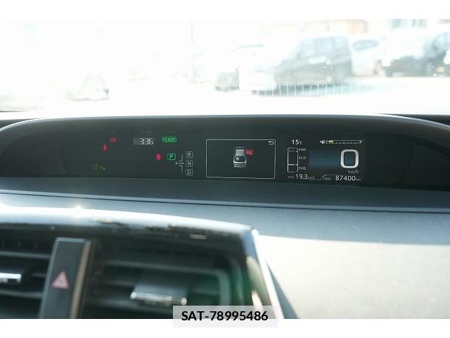 Toyota PRIUS 2018-12 7815696-12