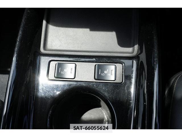 Toyota PRIUS 2019-03 7815768-4