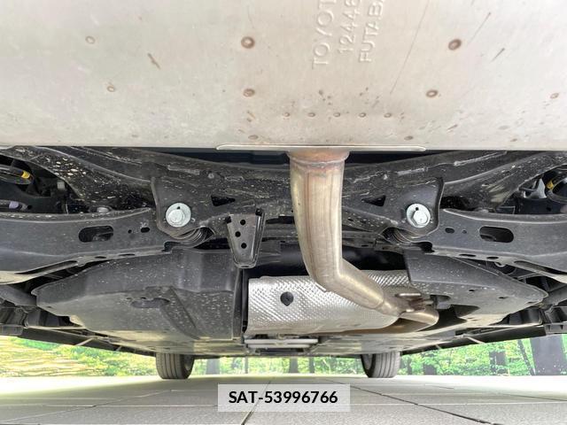 Toyota PRIUS 2023-10 7815945-18