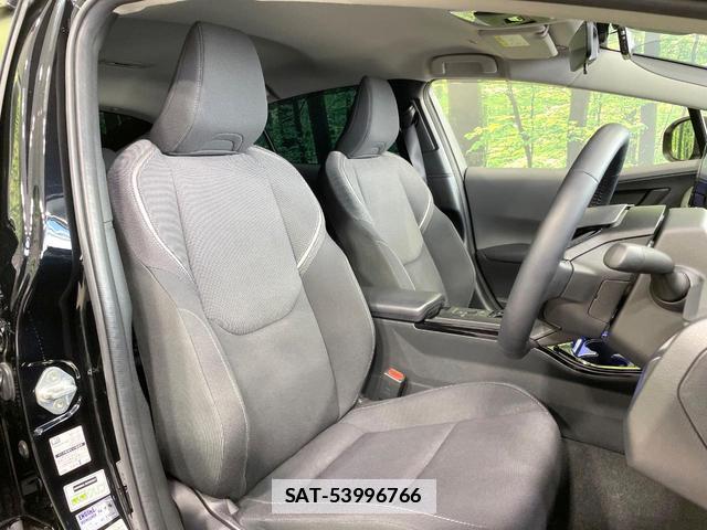 Toyota PRIUS 2023-10 7815945-7
