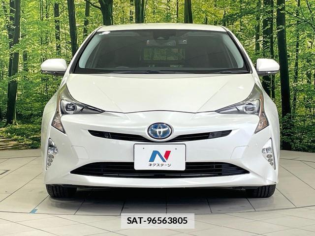 Toyota PRIUS 2016-08 7815983-13