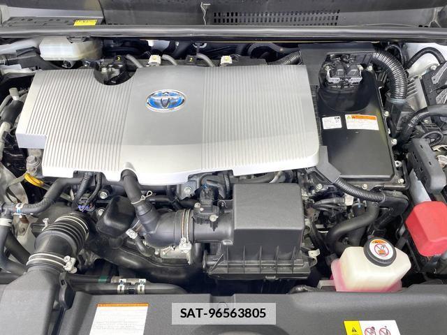 Toyota PRIUS 2016-08 7815983-17