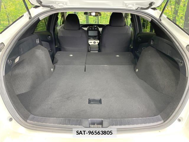Toyota PRIUS 2016-08 7815983-9