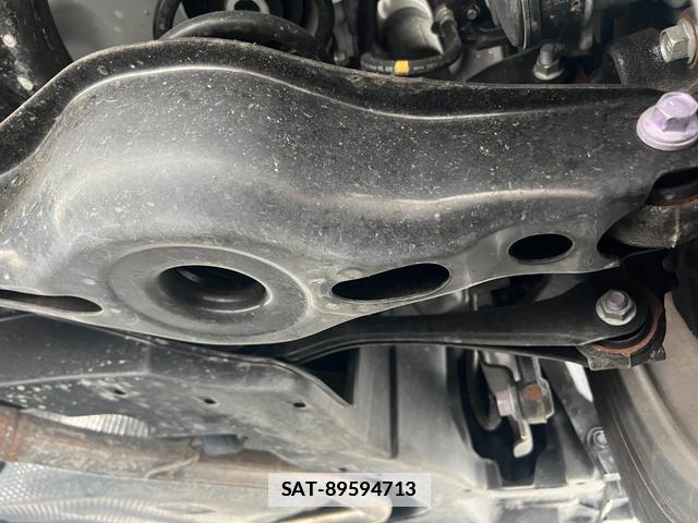 Toyota PRIUS 2023-11 7816107-17