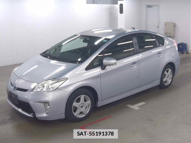 Toyota PRIUS 2013-05 7816128-3
