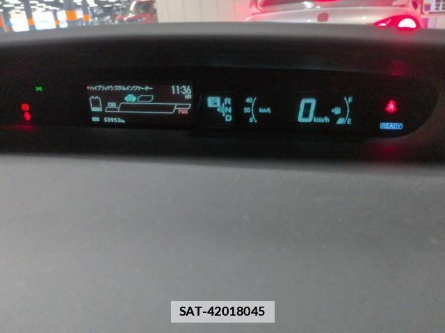 Toyota PRIUS 2013-01 7816165-5