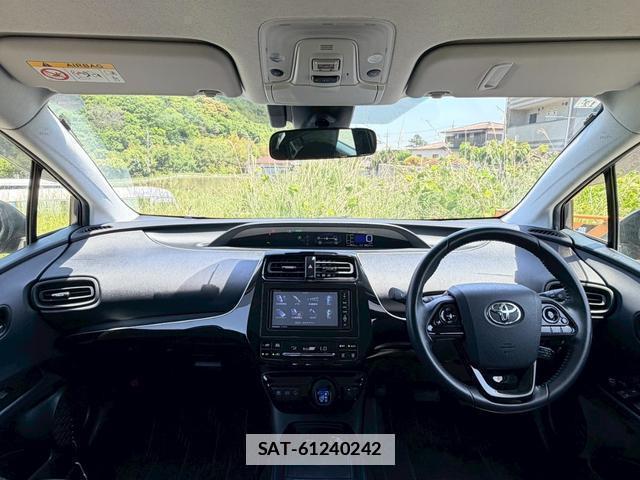 Toyota PRIUS 2020-05 7816219-4